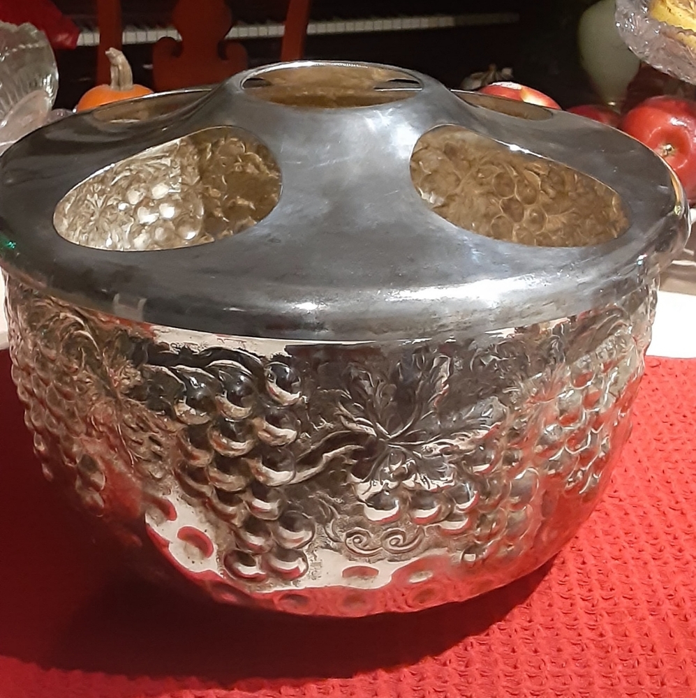 5 BOTTLE ICE BUCKET silverplate Grape Clusters Motif c1980